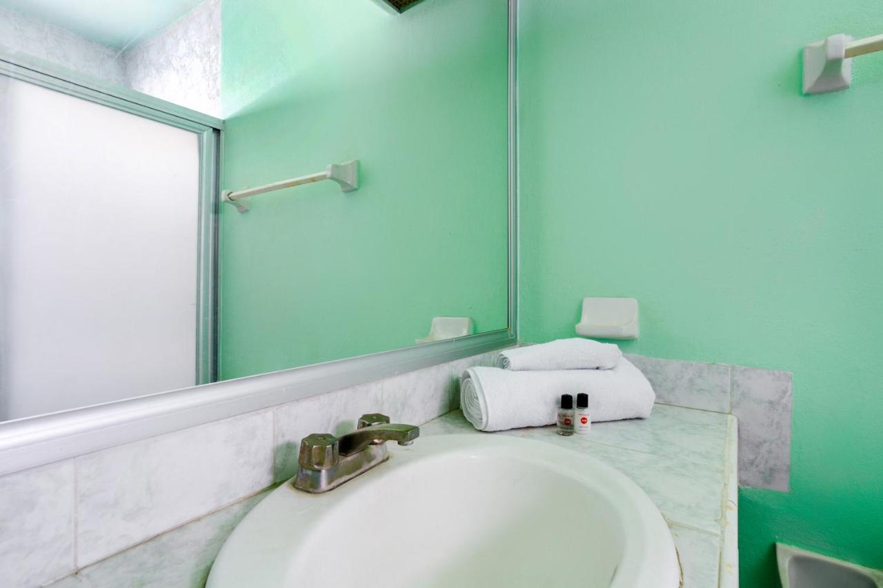 Hotel Madero Cuernavaca Dış mekan fotoğraf